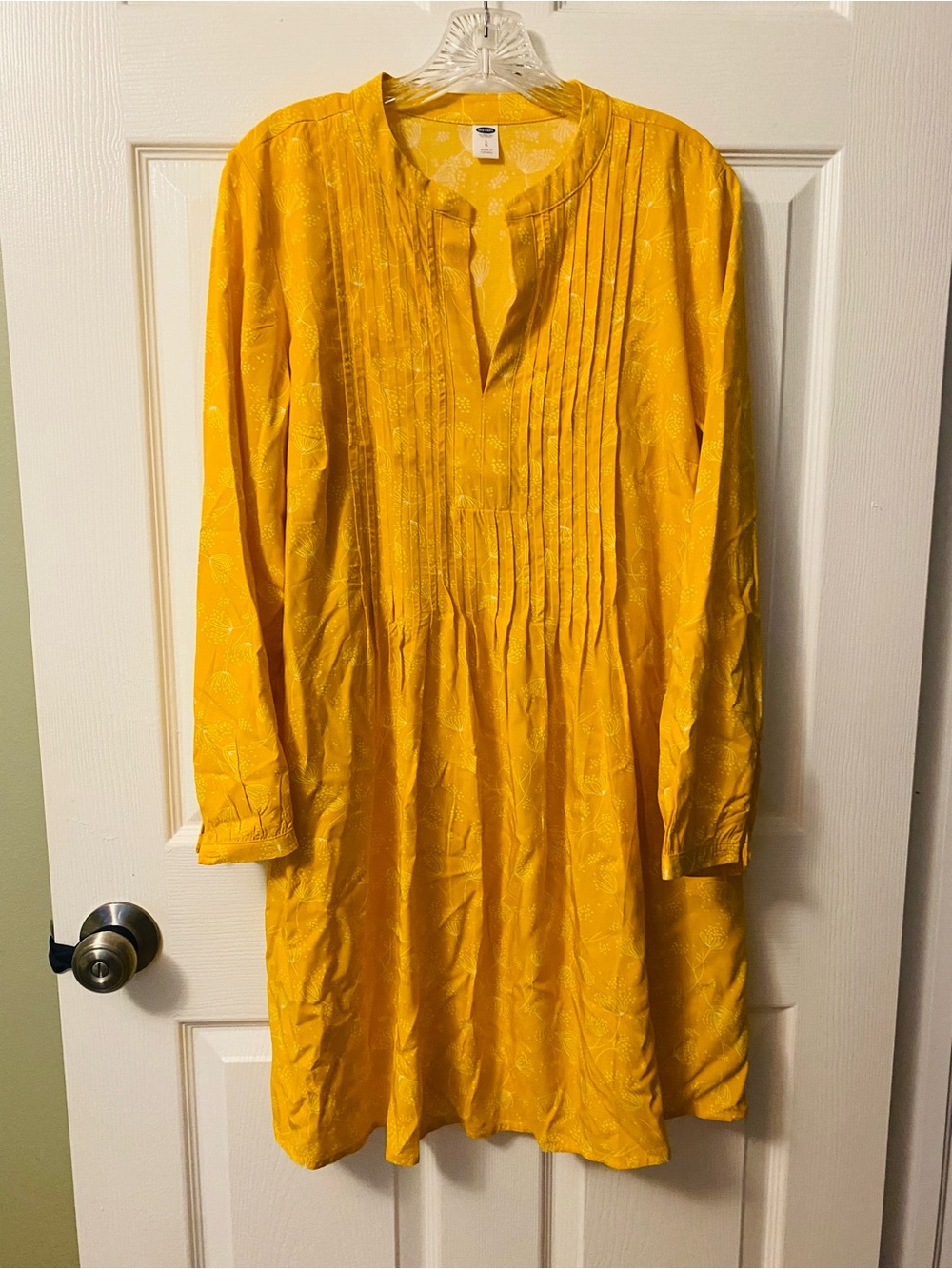 Old Navy. Sunny Yellow Long-Sleeve Pintuck Shift Dress / Coverup. Large.